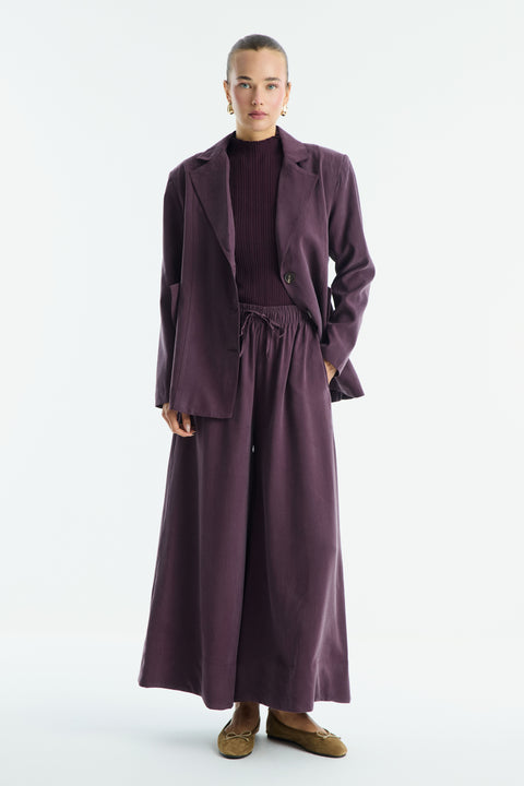 Benetti Button-Detail Skirt Suit - Plum