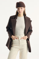 Asimetrik Kapama Detaylı Blazer Ceket