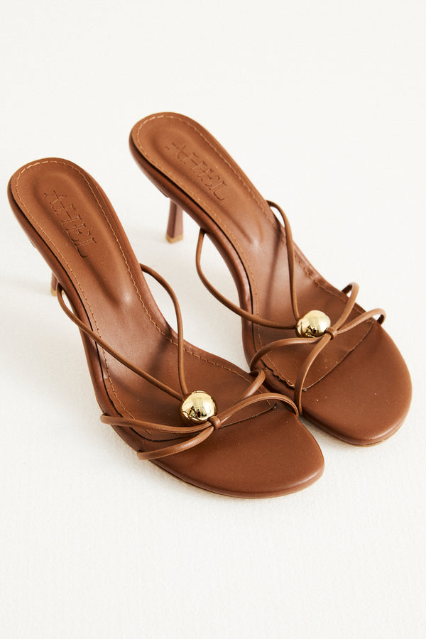 Oval Taş Detaylı Topuklu Terlik - Taba