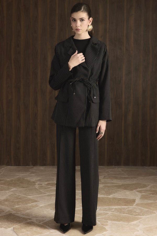 Bel Bağlamalı Blazer Ceket Takım - Siyah