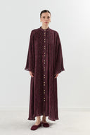 Briar Desenli Dik Piliseli Elbise - Bordo