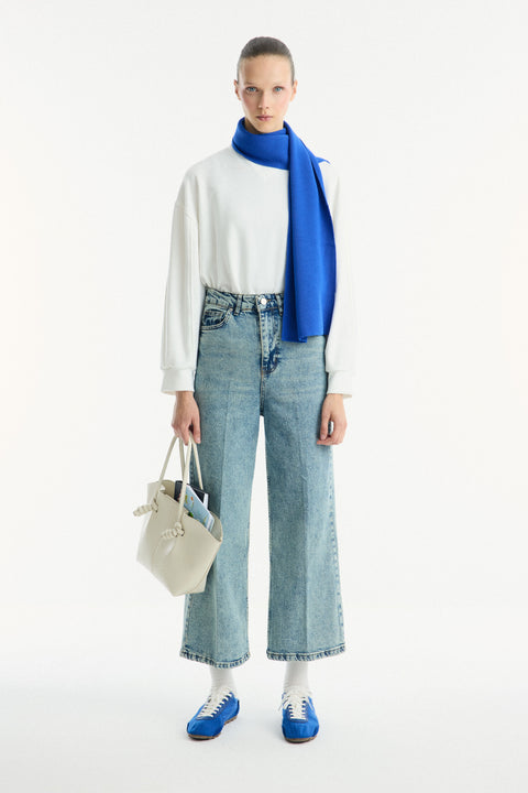 Straight Leg Pocket Jeans - Blue