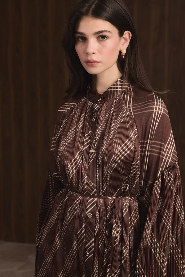 Dik Piliseli Saten Elbise - Kahve