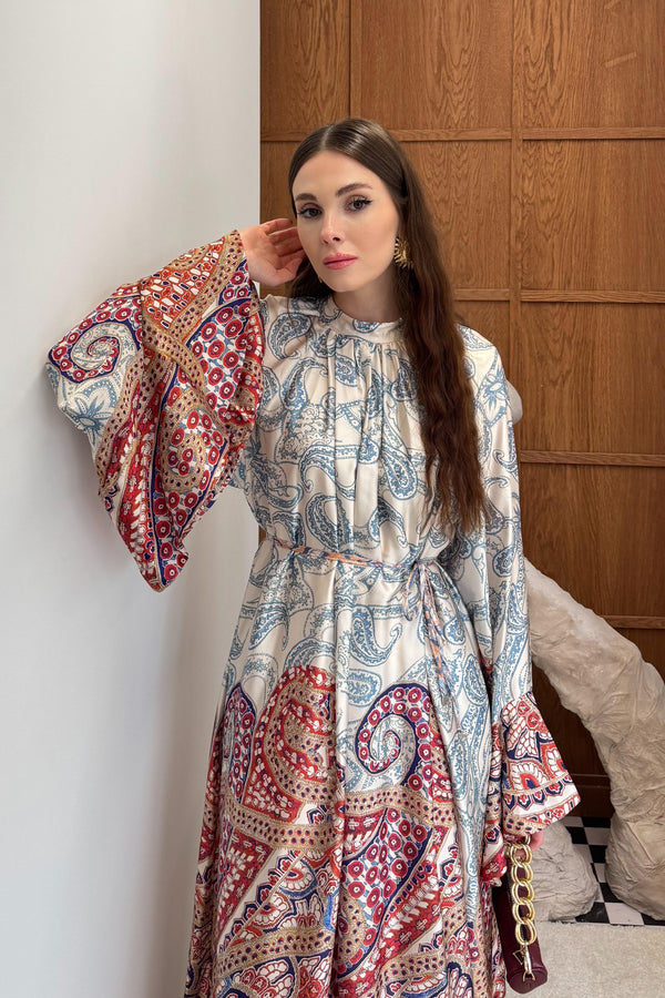 Melina Yaka Bağlamalı Saten Desenli Elbise - Bordo