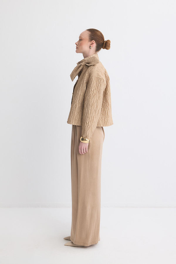 Sera Gold Düğmeli Jakar Kap - Bej
