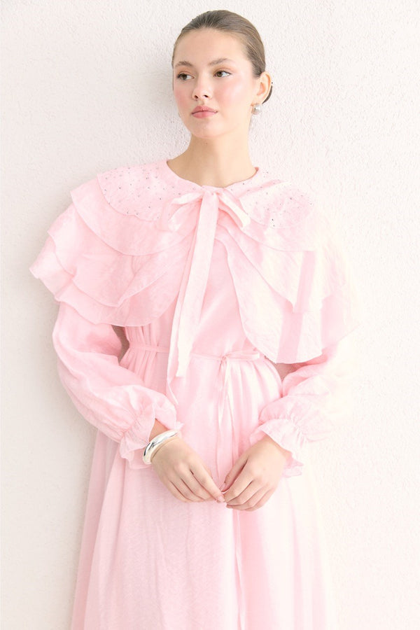 Yaka Taşlı Volanlı Elbise - Pembe